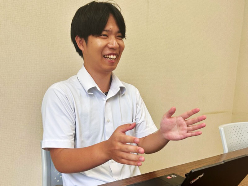 インタビュー写真